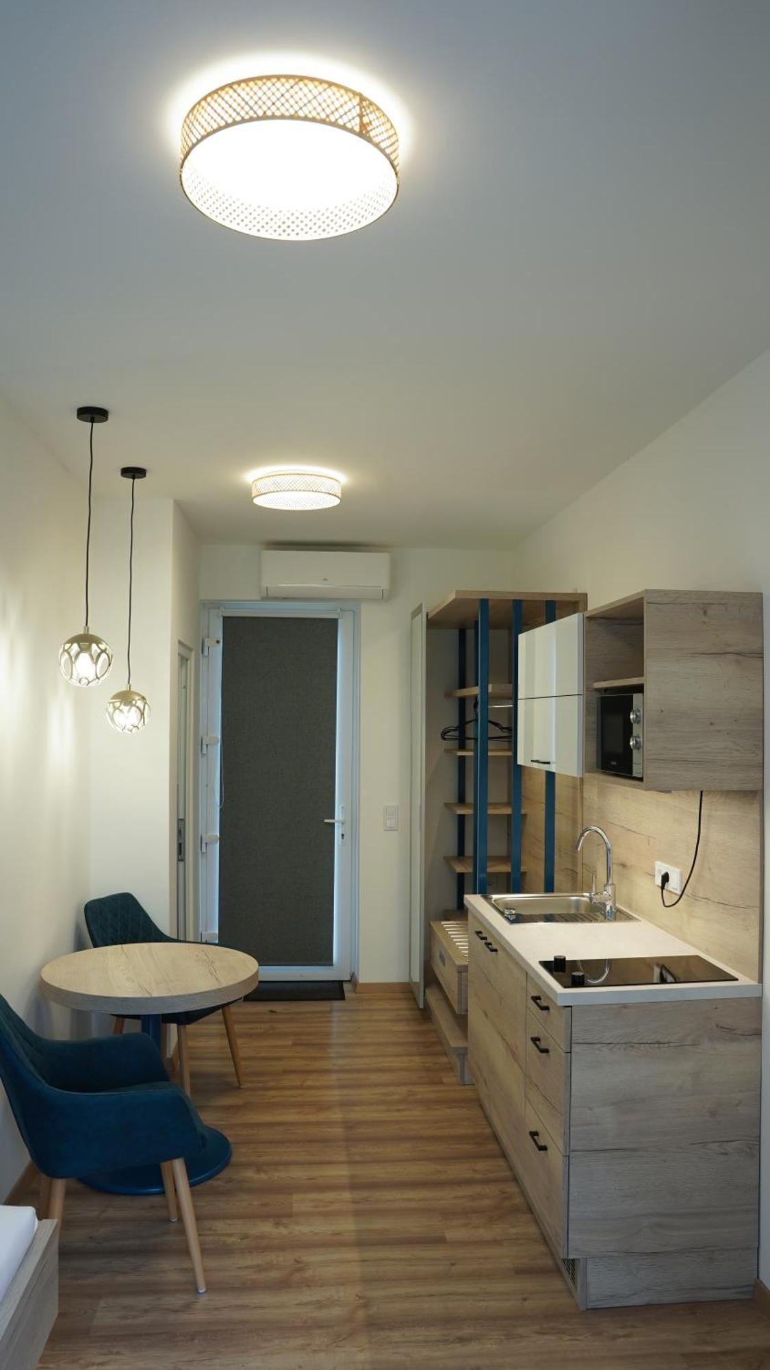 Fonyód Napsugar Club Es Panzio B&B 외부 사진