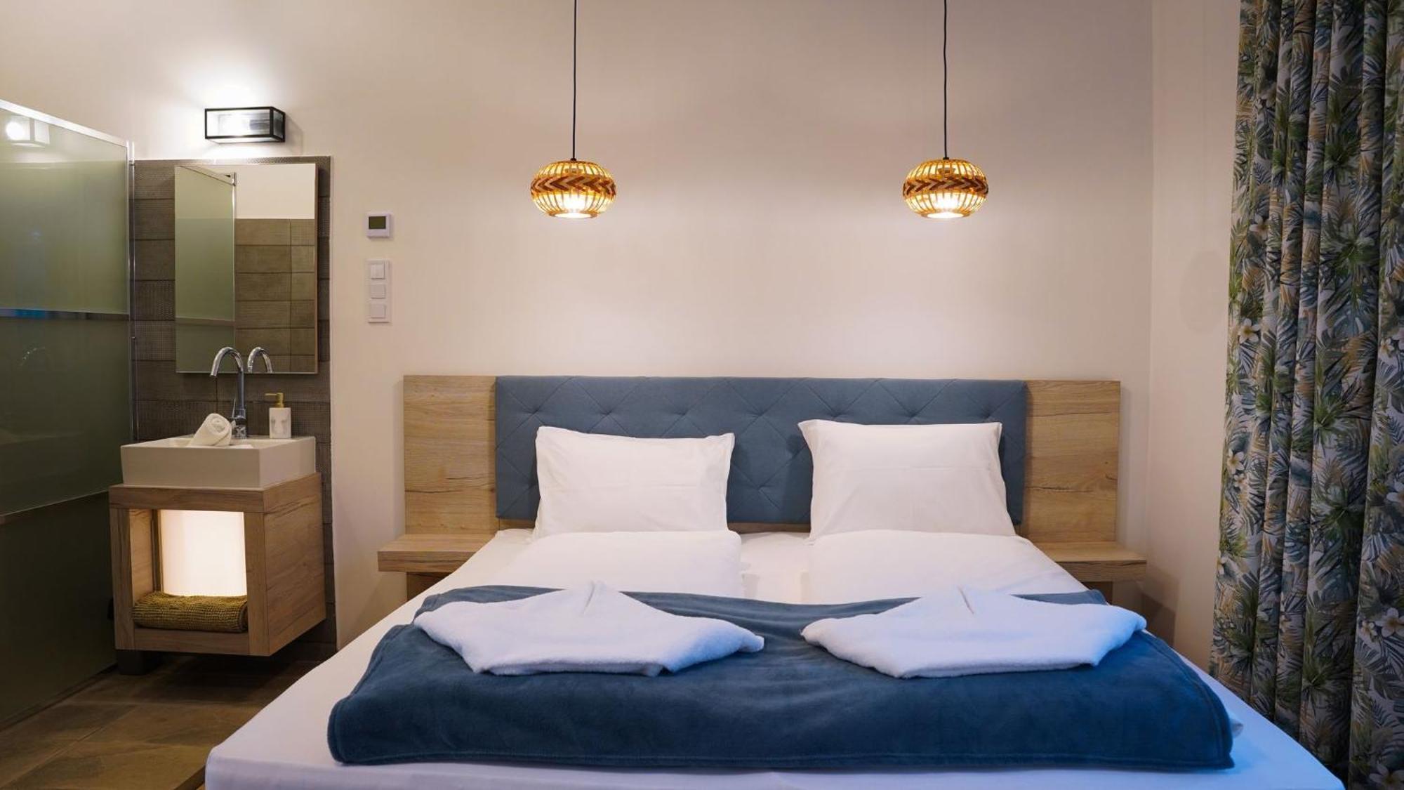 Fonyód Napsugar Club Es Panzio B&B 외부 사진